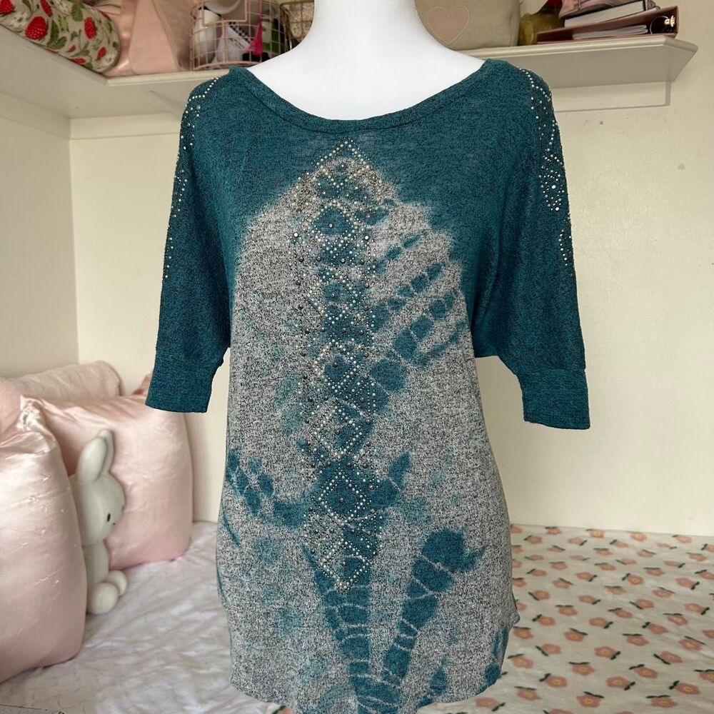 Women's Blue and Grey Shirt